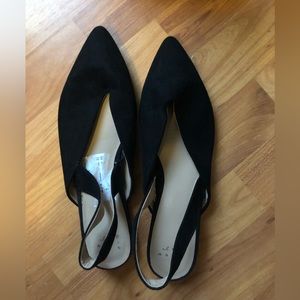 Pointed toe flats